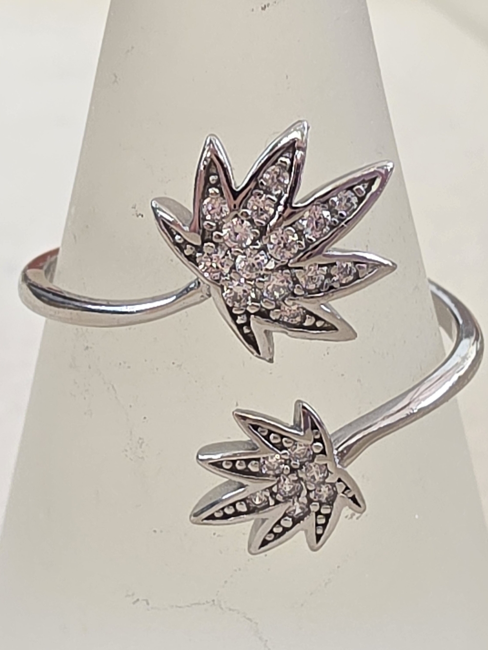 Sterling Silver Crystal Leaf Open & Adjustable Ring • 1.49g